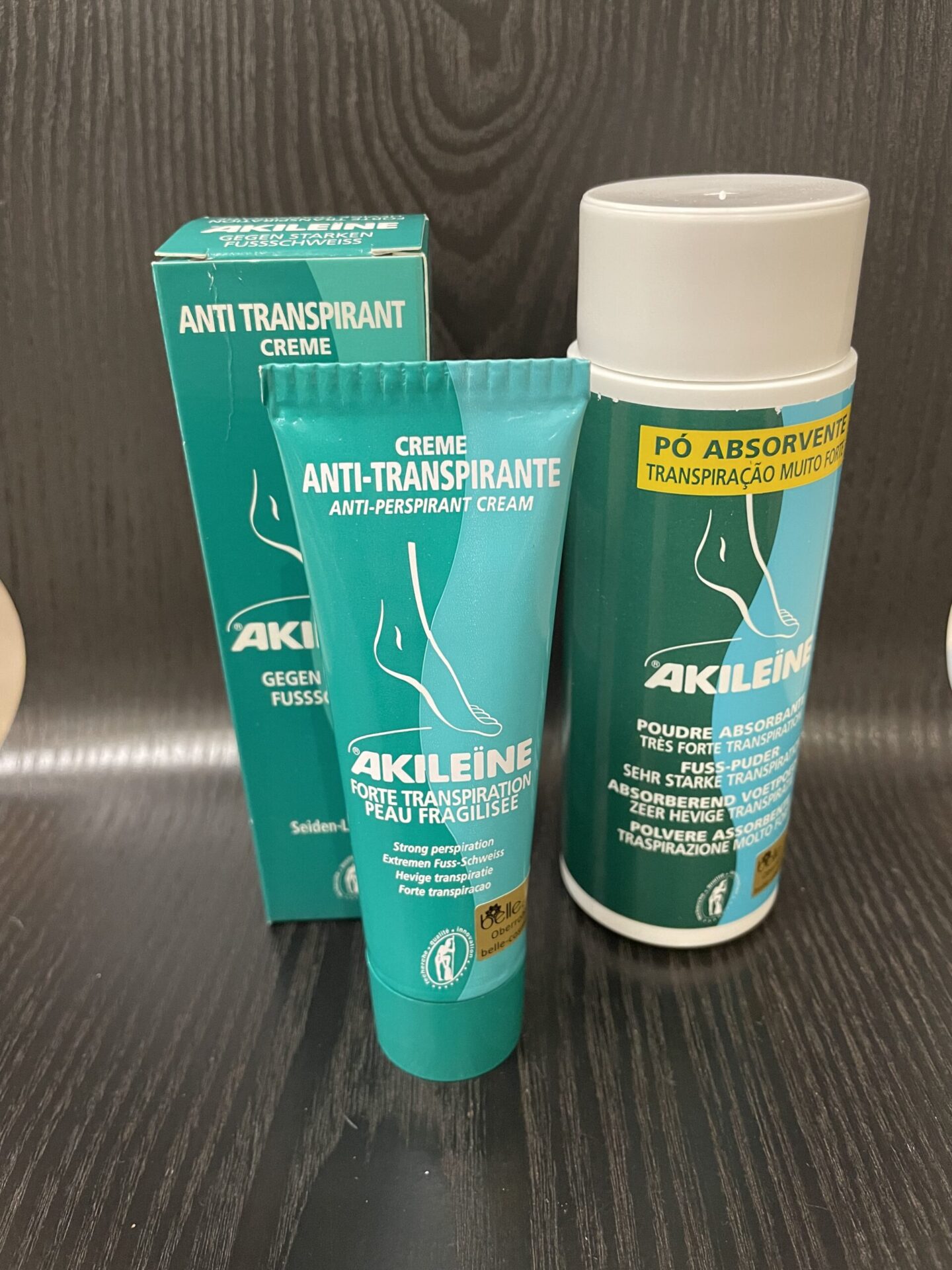 DUO AKILEÏNE ANTI-TRANSPIRANT CREME 50ml & FUSSPUDER 75g